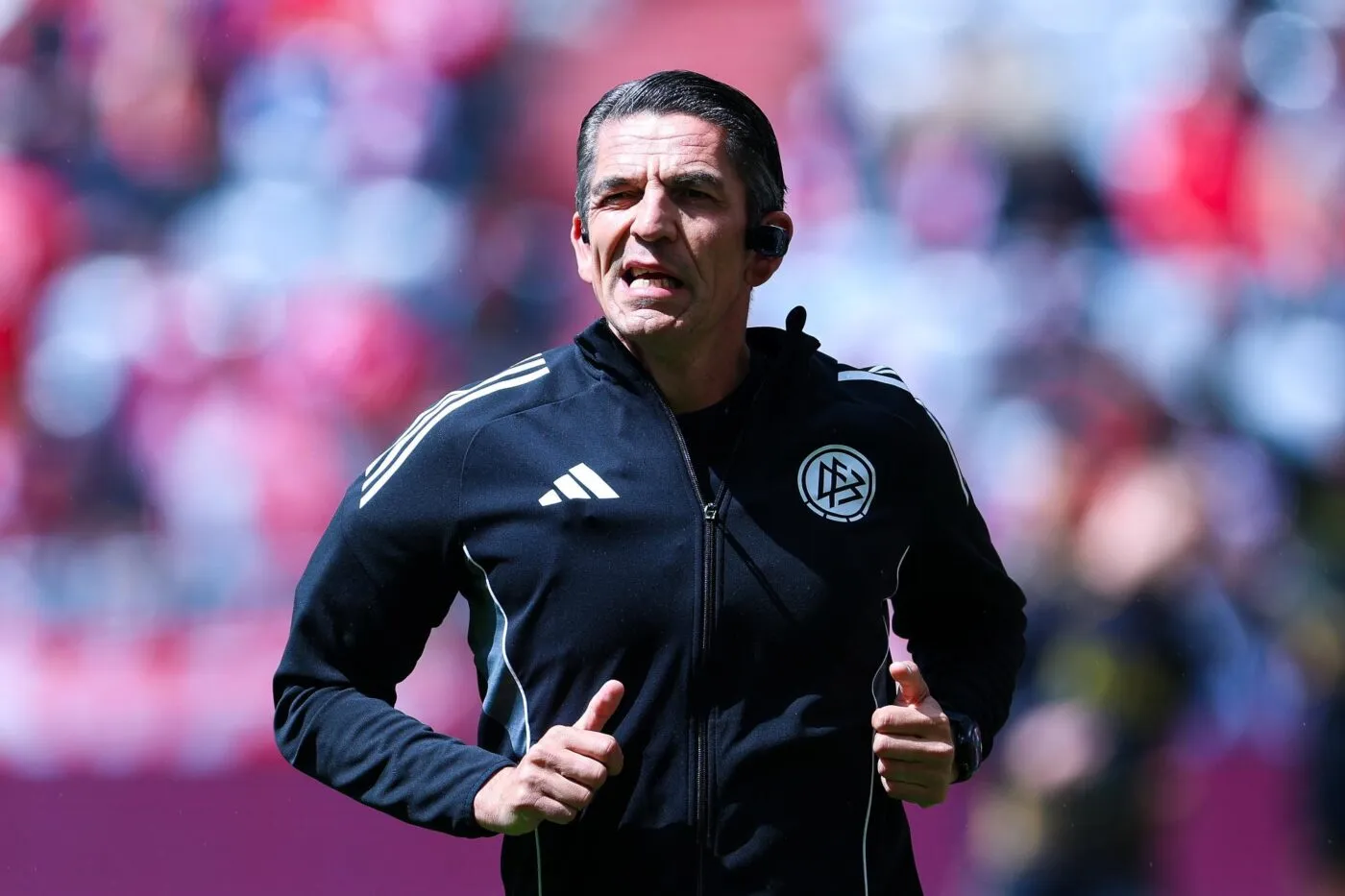 Deniz Aytekin's final match as referee