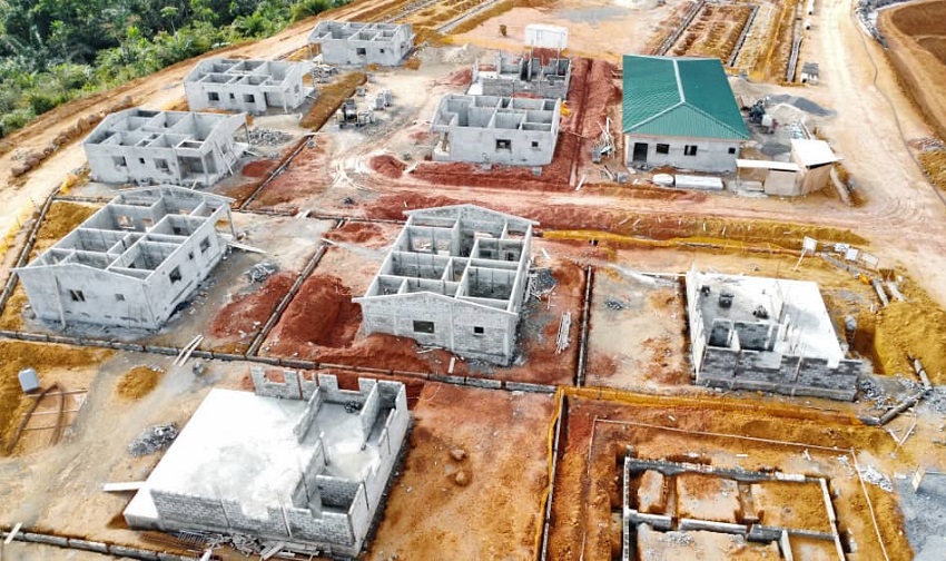Construction site in Lambaréné
