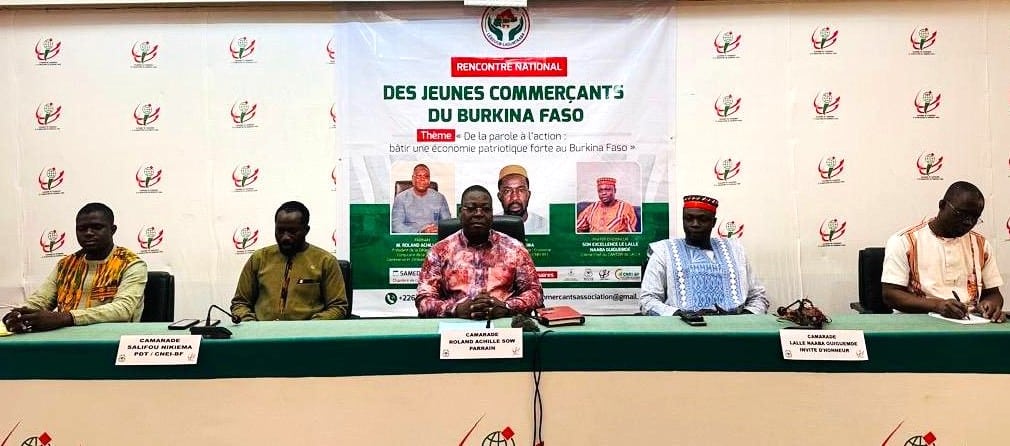 Group of young traders during the Ouagadougou conference