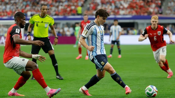 Julian Alvarez in action