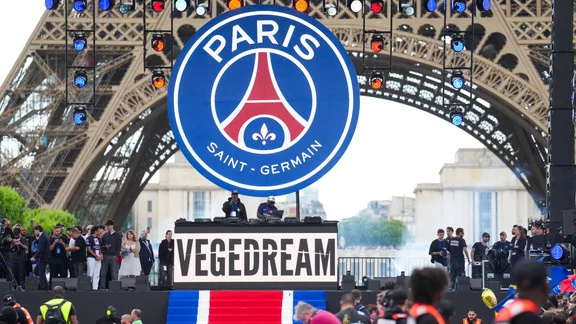 Paris Saint-Germain club logo