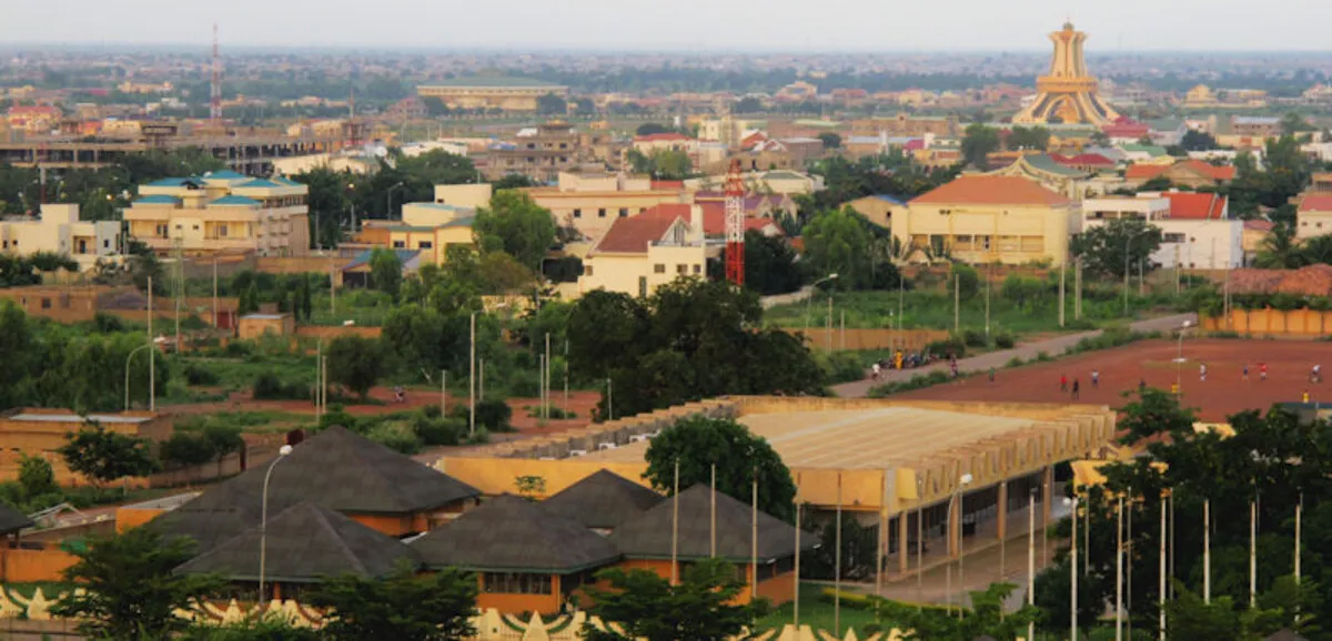 Burkina Faso diplomats depart Paris after diplomatic rupture