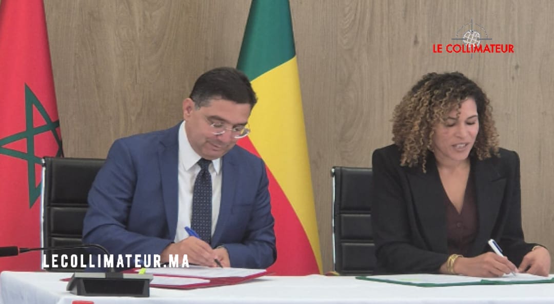 Officials from Bénin and Morocco shaking hands during the joint cooperation talks